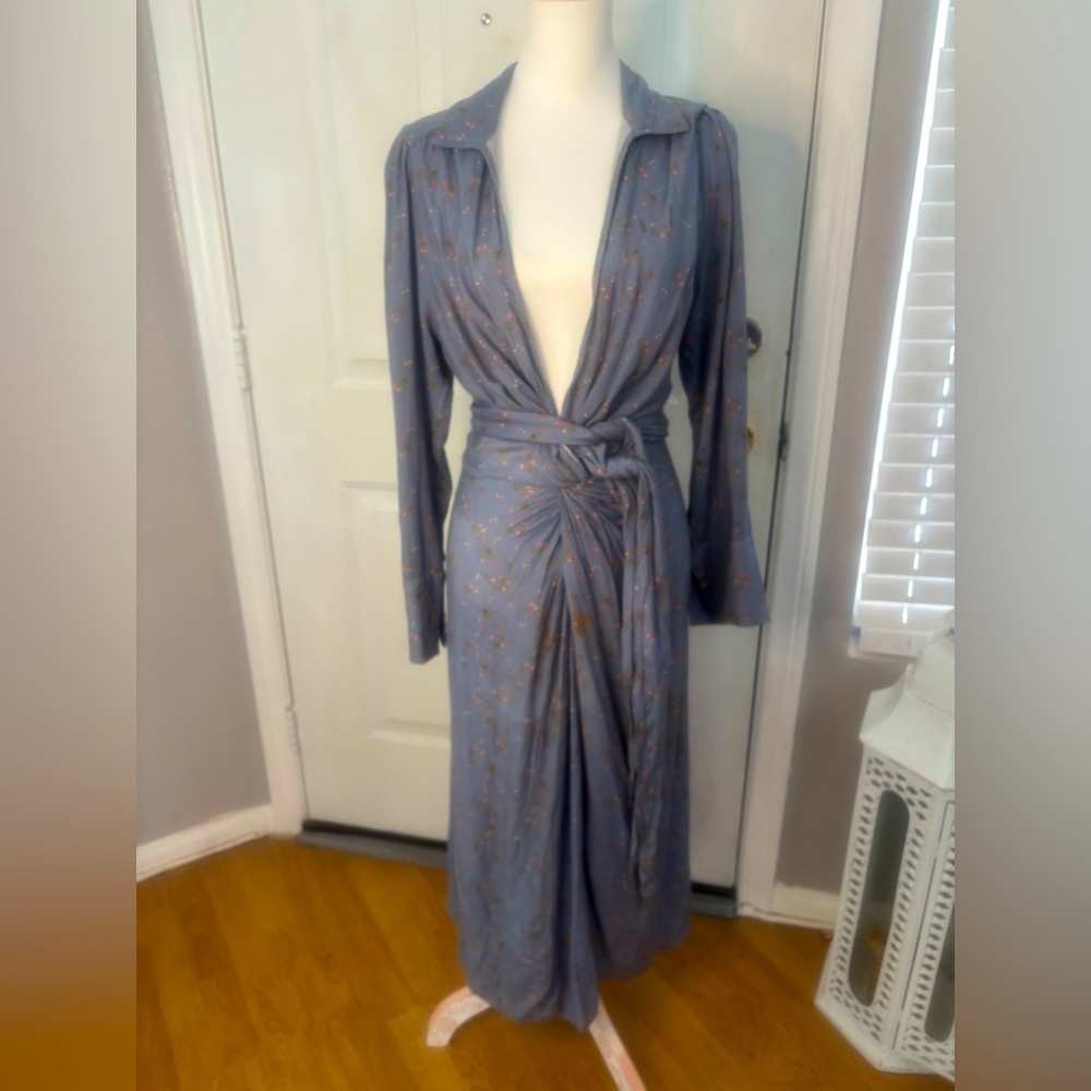 Jen’s pirate booty | GUC sz med | Colisee Long Wrap Dress. Floral on cornflower